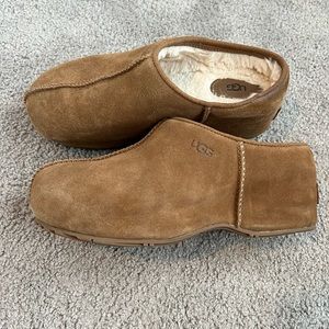 Ugg clog style suede shoe
